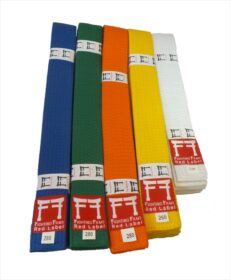 Fighting Films judobanden in de kleuren wit, geel, oranje, groen en blauw